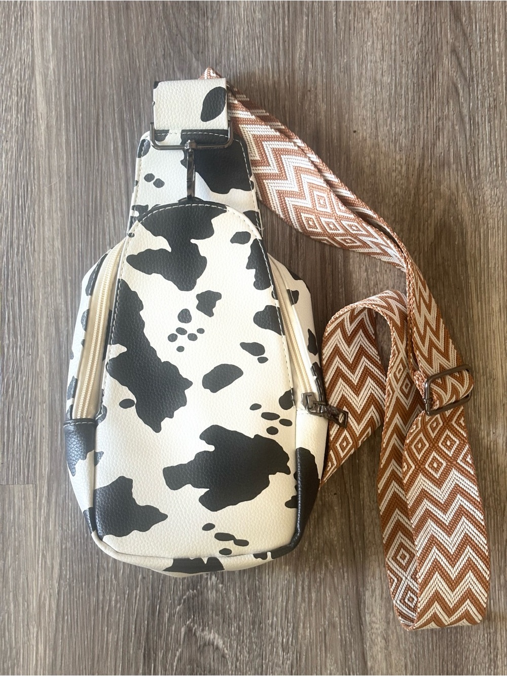 Cow Print Sling Bag 🤍 Western Crossbody Chest Bag Boutique Style